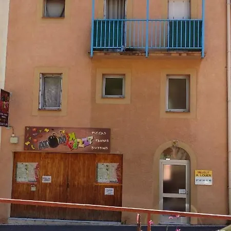 Apartment Pied A Terre 4 *